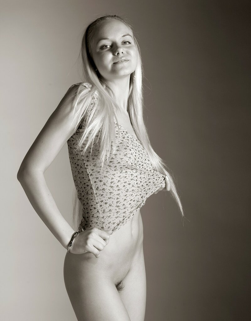 Александра, 48 лет, 0 размер груди